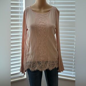 Neiman Marcus Elegant Lace Trim top M